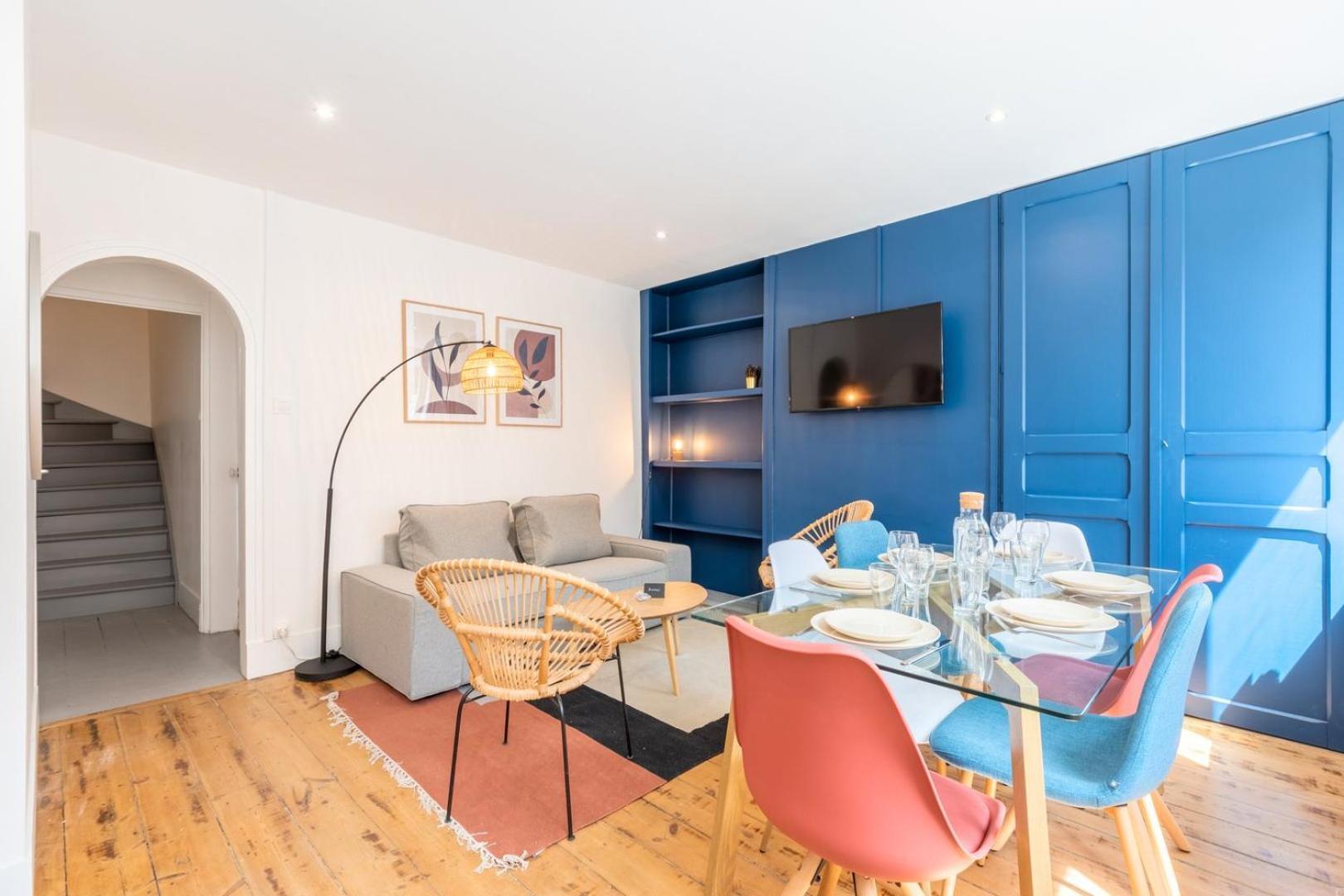Apartment Bright 3-bedroom 2-bathroom Flat